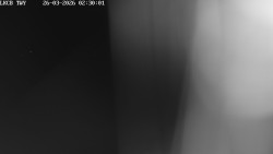 Pojezdová dráha, Runway