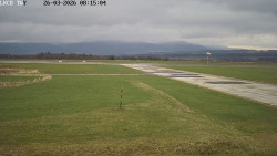 Pojezdová dráha, Runway