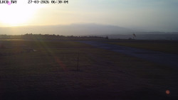 Pojezdová dráha, Runway