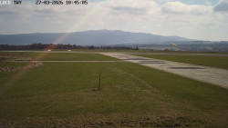 Pojezdová dráha, Runway