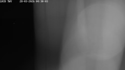 Pojezdová dráha, Runway