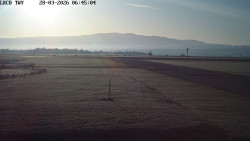 Pojezdová dráha, Runway