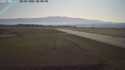 Pojezdová dráha, Runway