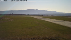 Pojezdová dráha, Runway