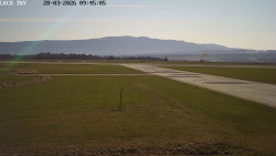 Pojezdová dráha, Runway