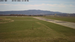 Pojezdová dráha, Runway