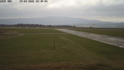 Pojezdová dráha, Runway