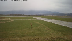 Pojezdová dráha, Runway