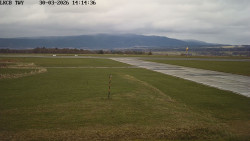 Pojezdová dráha, Runway