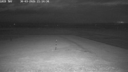 Pojezdová dráha, Runway