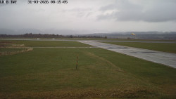 Pojezdová dráha, Runway