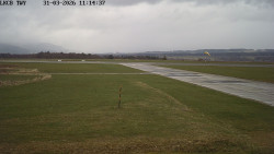 Pojezdová dráha, Runway