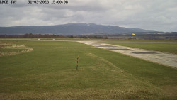 Pojezdová dráha, Runway