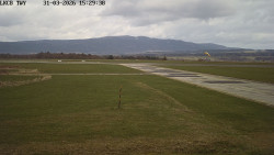 Pojezdová dráha, Runway