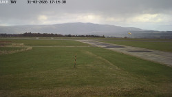 Pojezdová dráha, Runway