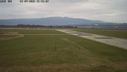 Pojezdová dráha, Runway