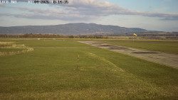 Pojezdová dráha, Runway