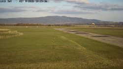 Pojezdová dráha, Runway