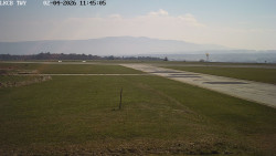 Pojezdová dráha, Runway