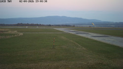 Pojezdová dráha, Runway