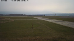 Pojezdová dráha, Runway