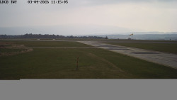 Pojezdová dráha, Runway