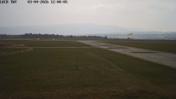 Pojezdová dráha, Runway