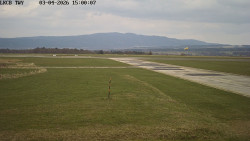 Pojezdová dráha, Runway