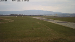 Pojezdová dráha, Runway