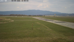 Pojezdová dráha, Runway