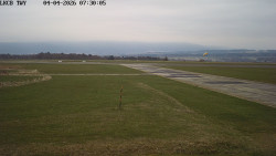 Pojezdová dráha, Runway