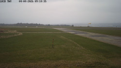 Pojezdová dráha, Runway