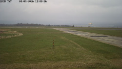 Pojezdová dráha, Runway