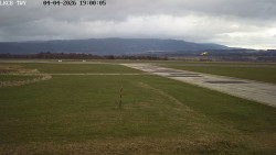 Pojezdová dráha, Runway