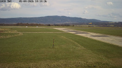 Pojezdová dráha, Runway