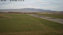 Pojezdová dráha, Runway