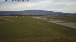 Pojezdová dráha, Runway