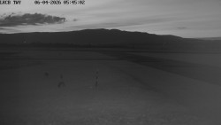 Pojezdová dráha, Runway