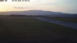 Pojezdová dráha, Runway