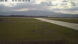 Pojezdová dráha, Runway