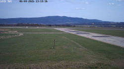 Pojezdová dráha, Runway