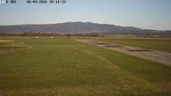 Pojezdová dráha, Runway