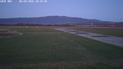 Pojezdová dráha, Runway