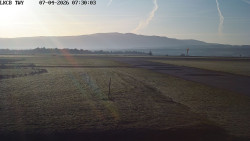 Pojezdová dráha, Runway