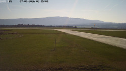 Pojezdová dráha, Runway