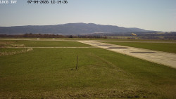 Pojezdová dráha, Runway