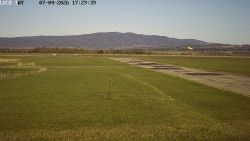 Pojezdová dráha, Runway