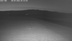 Pojezdová dráha, Runway