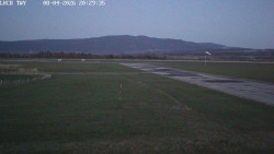 Pojezdová dráha, Runway