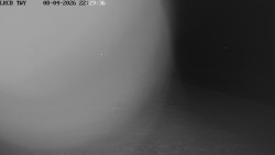 Pojezdová dráha, Runway